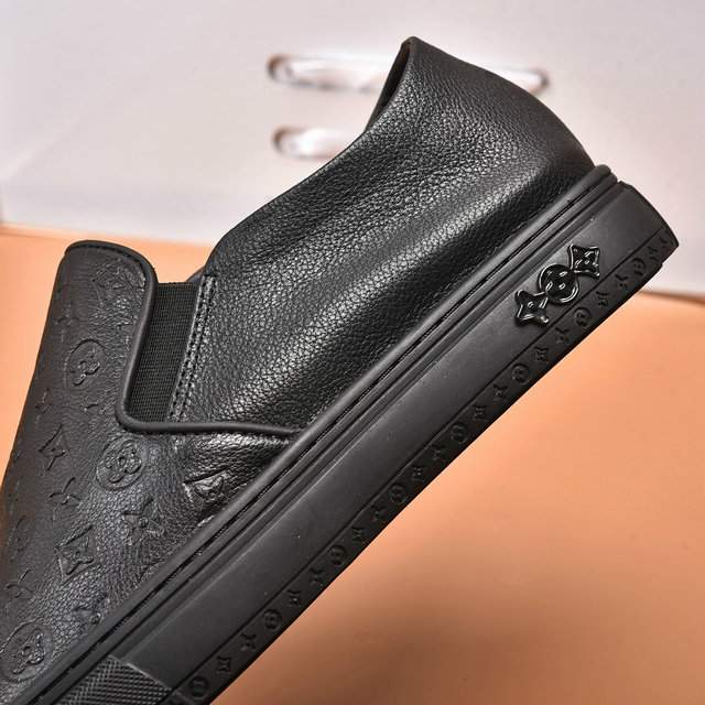 Picture of Louis Vuitton Shoes _SKU2241014SZ38-4416040